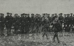vojenská slavnost, defilé před Masarykem, legionáři z Ruska - Český svět 24.04.1919 