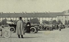 cvičební jízdy před Invalidovnou - Český svět 2.6.1911 
