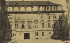 Dům u zlatého jednorožce - Český svět 24.03.1927 